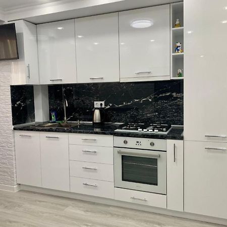Apartament On Lev Tolstoi 43B! Leilighet Chisinau Eksteriør bilde