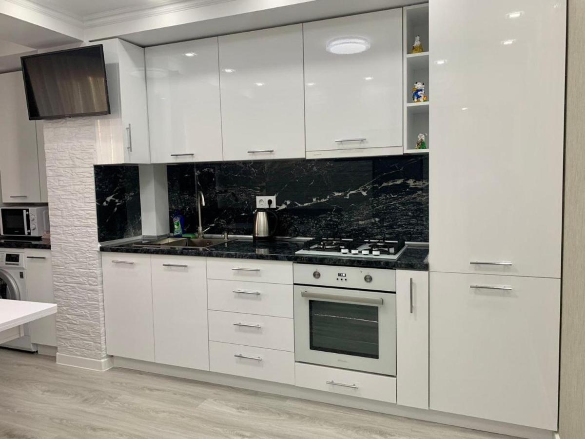 Apartament On Lev Tolstoi 43B! Leilighet Chisinau Eksteriør bilde