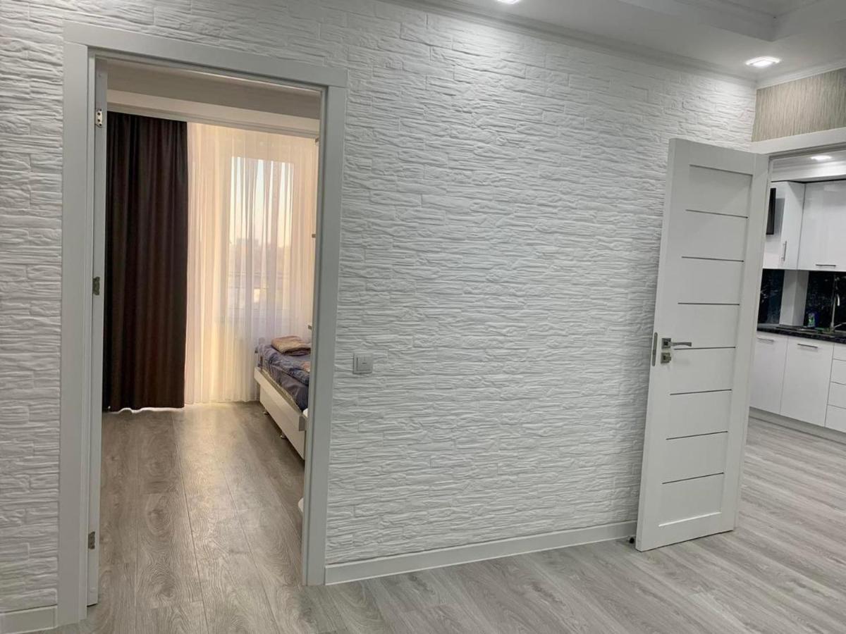 Apartament On Lev Tolstoi 43B! Leilighet Chisinau Eksteriør bilde